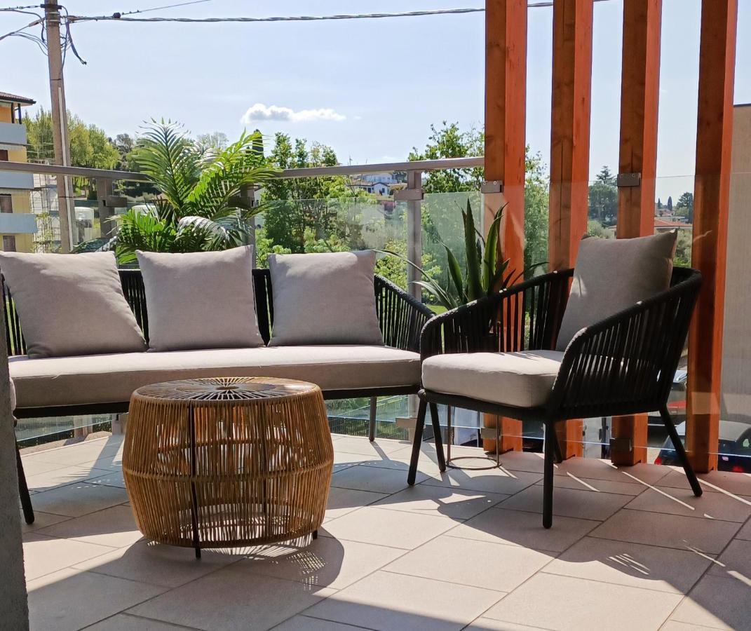 Lake Dream Apartment With Pool In Bardolino Luaran gambar